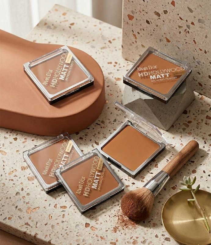 Бронзовая пудра Matt Bronzing Powder HD Hollywood Alvin D'or P-16